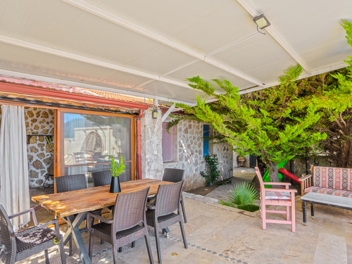  gece  -  Kasım
  | Kalkan Üzümlü'de Çocuk Havuzlu, Deniz Manzaralı 6 Kişilik Villa